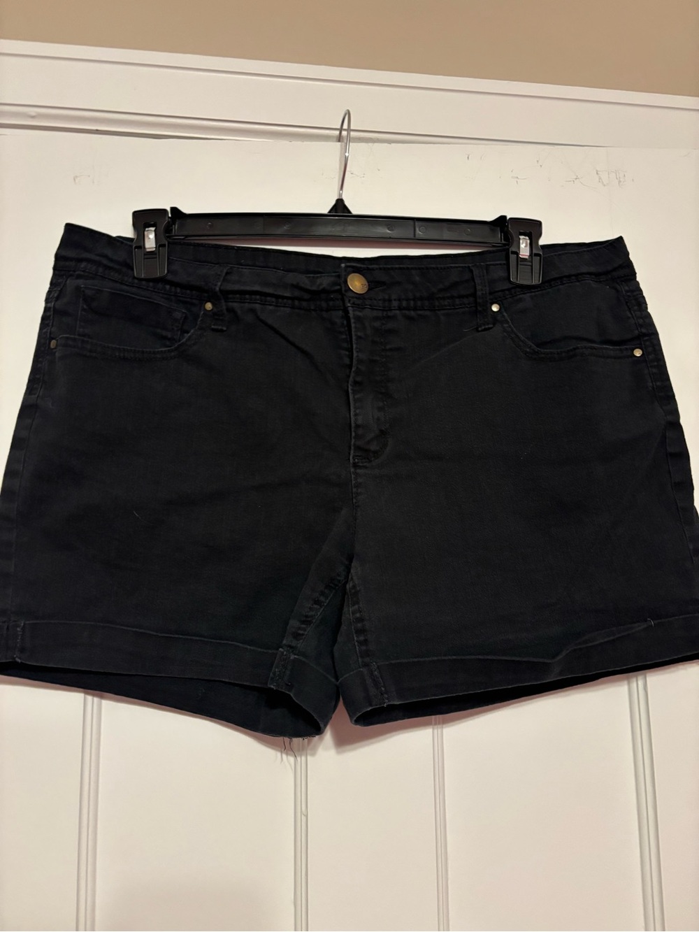 Black Women’s Classic Denim Shorts faded glory plus size 18